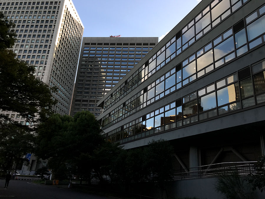 photo AKIRA MIYAMOTO 日比谷図書文化館