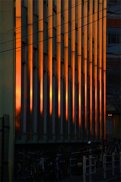 画像データは必要とされる解像度を満たすことが大前提